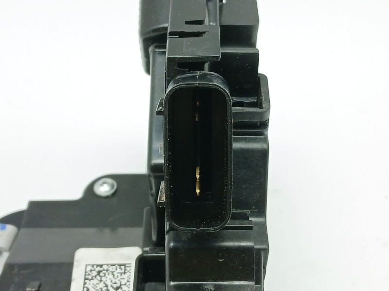 Recambio de cerradura puerta trasera derecha para hyundai bayon (bc3) 1.2 mpi referencia OEM IAM 81420Q0400  