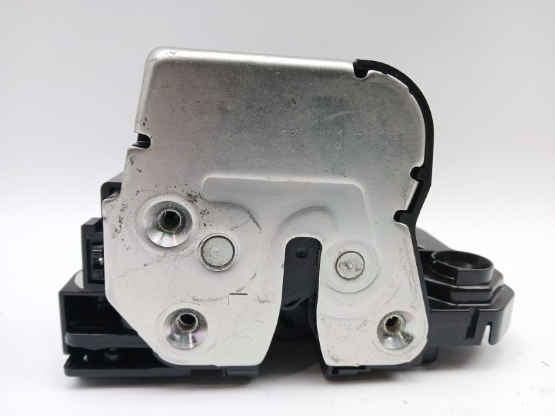 Recambio de cerradura puerta trasera izquierda para hyundai bayon (bc3) 1.2 mpi referencia OEM IAM 81410Q0400  