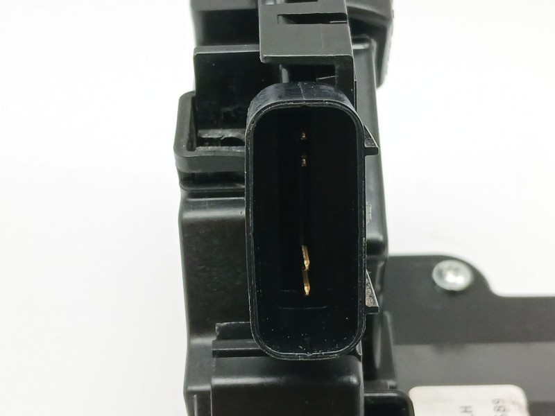 Recambio de cerradura puerta trasera izquierda para hyundai bayon (bc3) 1.2 mpi referencia OEM IAM 81410Q0400  