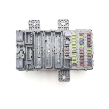 CAJA RELES / FUSIBLES 37832LN 