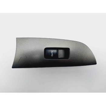 MANDO ELEVALUNAS TRASERO IZQUIERDO 8403053020 