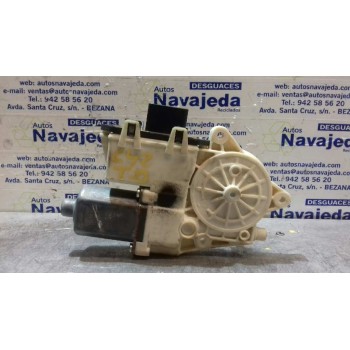 MOTOR ELEVALUNAS TRASERO DERECHO 1137328165 BOSCH 0130822238