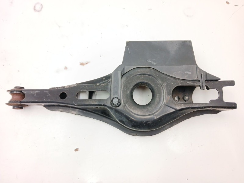 Recambio de brazo suspension inferior trasero derecho para toyota rav 4 v (_a5_, _h5_) 2.5 hybrid awd (axah54) referencia OEM IA