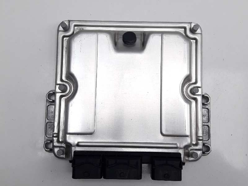 Recambio de centralita motor uce para citroën c5 berlina 2.0 hdi premier referencia OEM IAM 9652183880 0281011524 