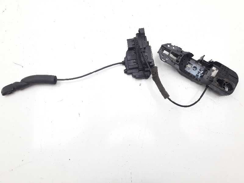 Recambio de cerradura puerta trasera derecha para renault megane iii berlina 5 p dynamique referencia OEM IAM 825020002R 8060600