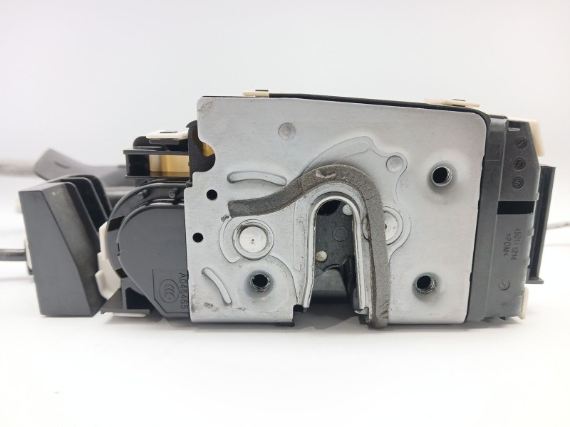 Recambio de cerradura puerta delantera izquierda para mercedes-benz clase c (w204) c 220 cdi (204.008) referencia OEM IAM A09972