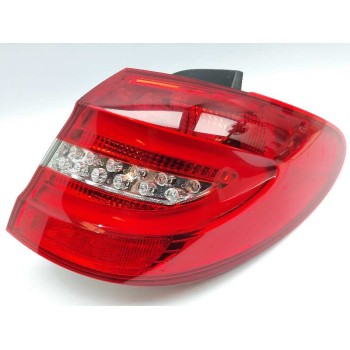 PILOTO TRASERO DERECHO A2468200664 