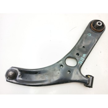 BRAZO SUSPENSION INFERIOR DELANTERO DERECHO 545011W000 