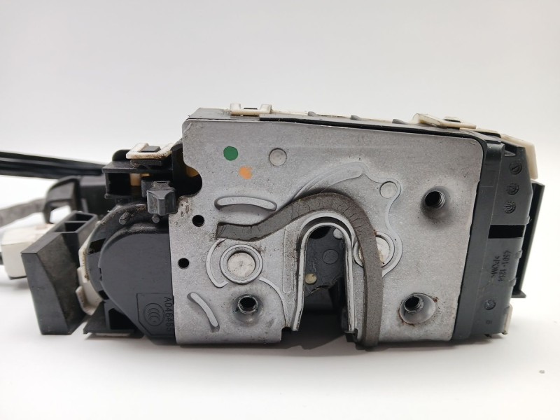 Recambio de cerradura puerta trasera izquierda para mercedes-benz clase c (w204) c 220 cdi (204.008) referencia OEM IAM A0997300
