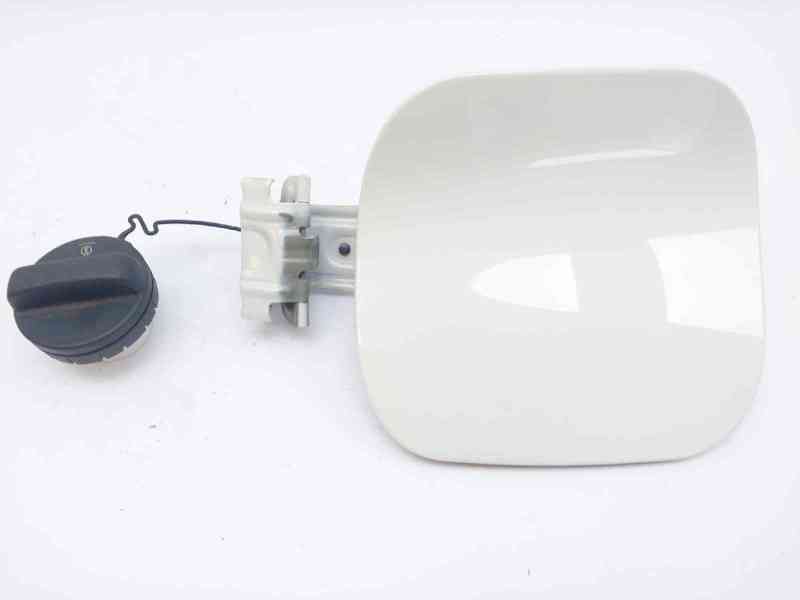 Recambio de tapa exterior combustible para toyota c-hr 1.8 hibrido referencia OEM IAM 77350F4010 7730048020 