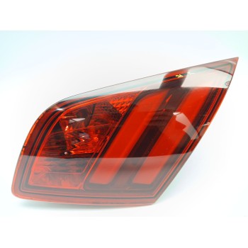 PILOTO TRASERO DERECHO INTERIOR 9677818280 81260201