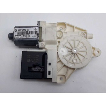 MOTOR ELEVALUNAS TRASERO DERECHO 827306548R 