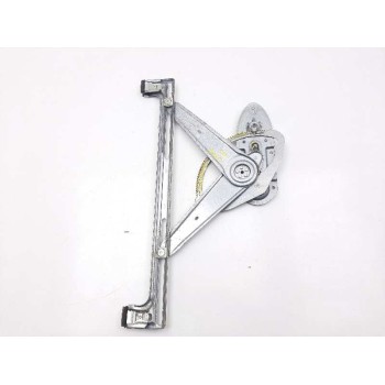 ELEVALUNAS DELANTERO DERECHO 