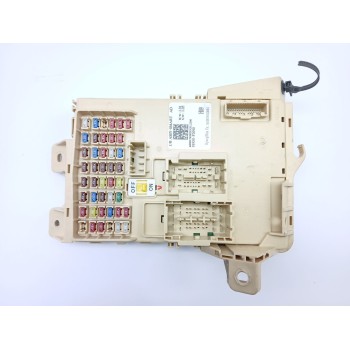 CAJA RELES / FUSIBLES 91950F2090 