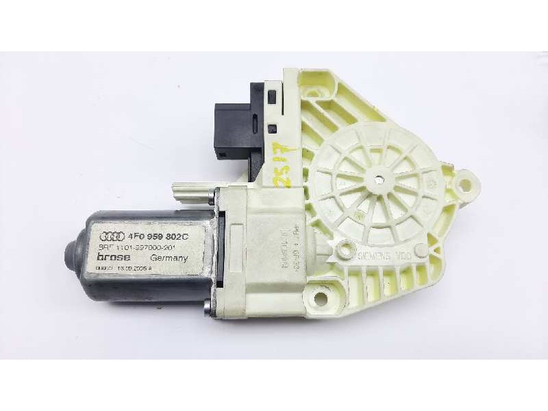Recambio de motor elevalunas trasero derecho para audi a6 berlina (4f2) 2.7 tdi referencia OEM IAM 4F0959802C  