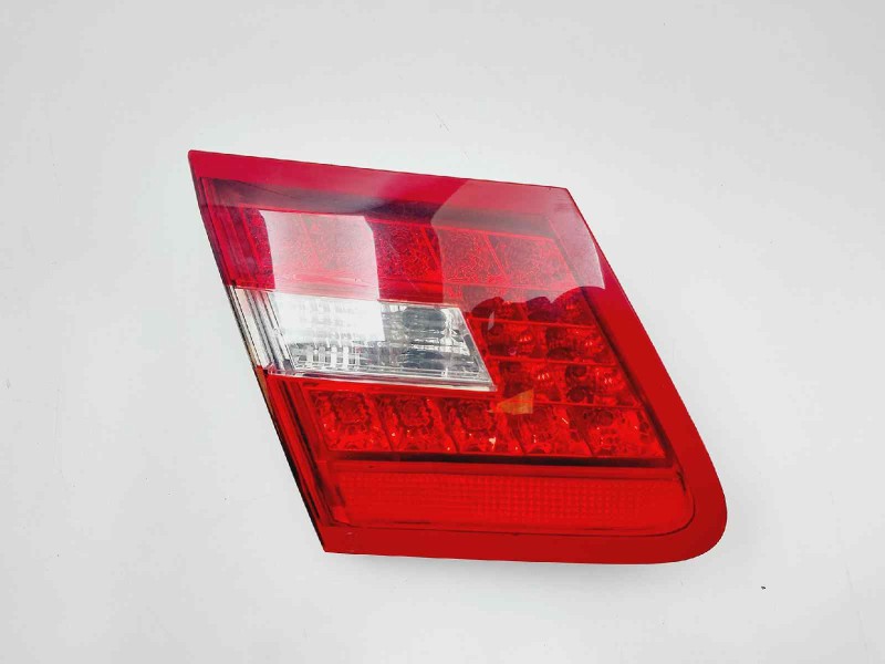 Recambio de piloto trasero izquierdo interior para mercedes-benz clase e coupe (207) 350 cdi referencia OEM IAM A2078200364  