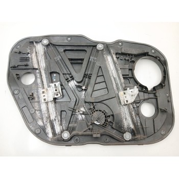 ELEVALUNAS DELANTERO DERECHO 82480F2360 82460F2000