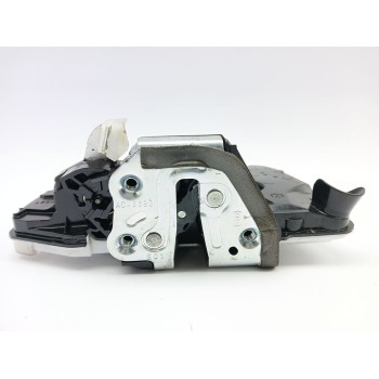CERRADURA PUERTA DELANTERA IZQUIERDA 6904053140 