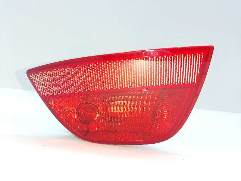 Recambio de piloto trasero izquierdo paragolpes para ford focus berlina (cap) ambiente (d) referencia OEM IAM 5M5115K273AA 5M511