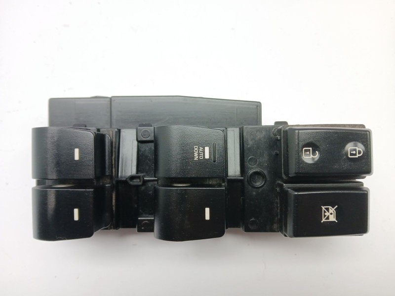 Recambio de mando elevalunas delantero izquierdo para hyundai elantra vi sedán (ad, ada) 1.6 d referencia OEM IAM 93570F2100  