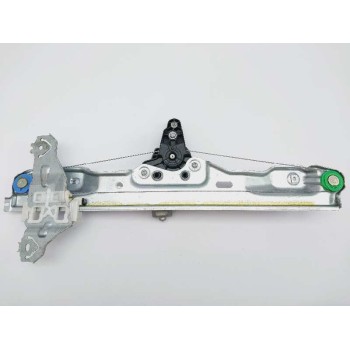 ELEVALUNAS TRASERO DERECHO 827004EA0A C17689100 