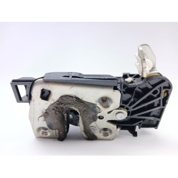 CERRADURA PUERTA TRASERA DERECHA 825020105R 