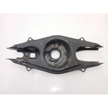 BRAZO SUSPENSION INFERIOR TRASERO IZQUIERDO A2043503506 