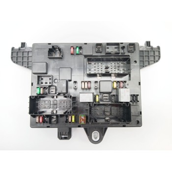 CAJA RELES / FUSIBLES 20957185 1110097AC