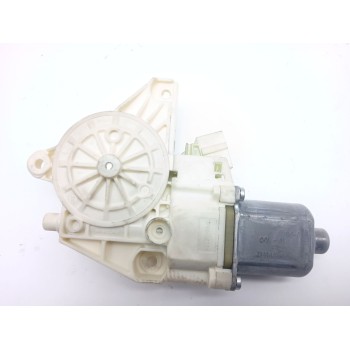 MOTOR ELEVALUNAS DELANTERO IZQUIERDO A2048200142 