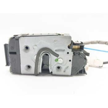 CERRADURA PUERTA DELANTERA DERECHA A1667200435 