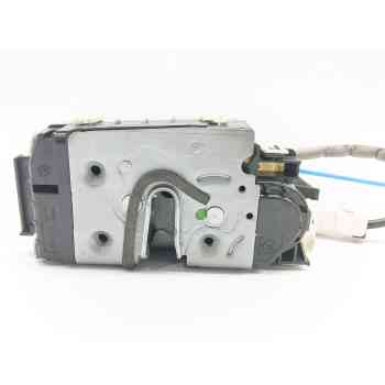 CERRADURA PUERTA DELANTERA DERECHA A1667200435 
