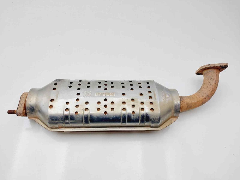 Recambio de catalizador para kia sportage concept 4x2 referencia OEM IAM UABL21  