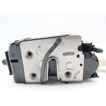 CERRADURA PUERTA TRASERA DERECHA A2047302835 