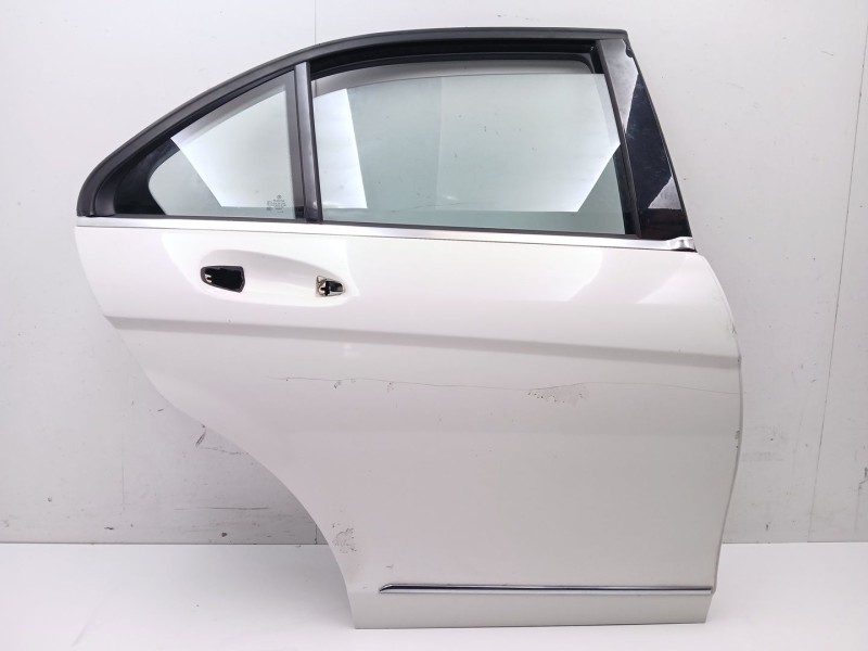 Recambio de puerta trasera derecha para mercedes-benz clase c (w204) c 200 cdi (204.001) referencia OEM IAM A2047320210  