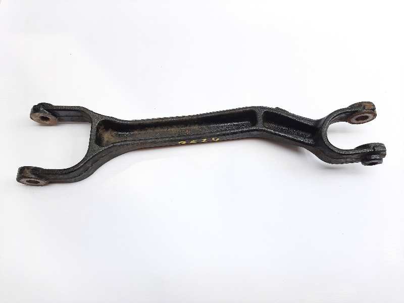 Recambio de brazo suspension inferior trasero derecho para volvo xc90 d5 momentum (136kw)(7 sitze) referencia OEM IAM 8630783  