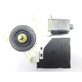 MOTOR ELEVALUNAS DELANTERO DERECHO 8P0959802H E840311202 