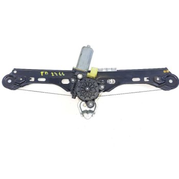 ELEVALUNAS TRASERO DERECHO 104047XXX 0130822007