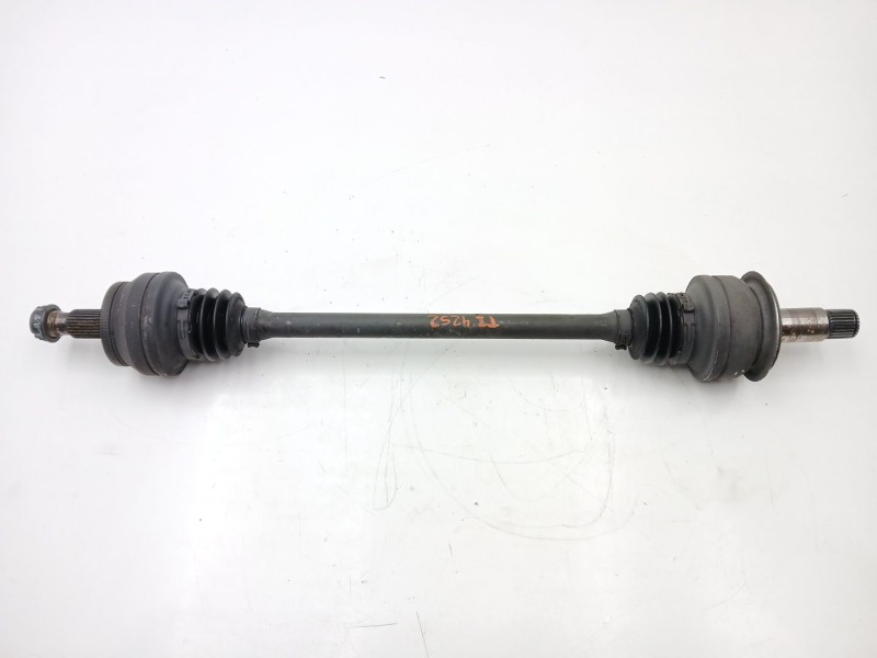 Recambio de transmision trasera izquierda para mercedes-benz clase c (w204) c 200 cdi (204.001) referencia OEM IAM A2043502110  