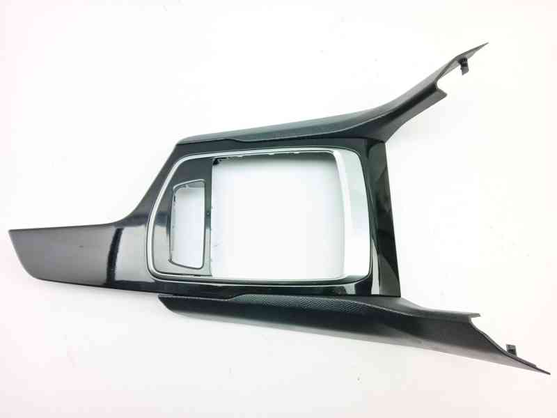Recambio de moldura para peugeot 308 ii (lb_, lp_, lw_, lh_, l3_) 1.2 thp 130 referencia OEM IAM 9802706277  