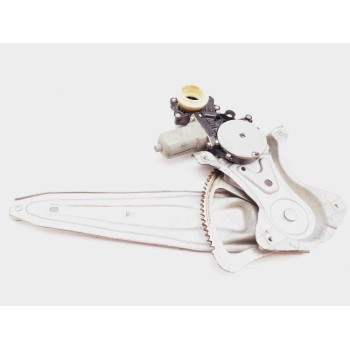 ELEVALUNAS TRASERO DERECHO 698300F040 