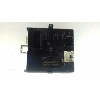 CAJA RELES / FUSIBLES 216532948 