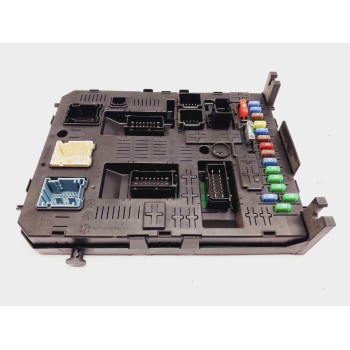 CAJA RELES / FUSIBLES 9666895680 