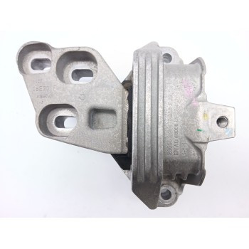 SOPORTE MOTOR IZQUIERDO A2462400617 