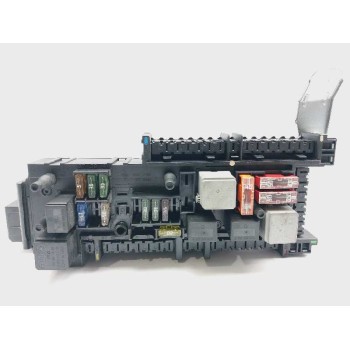 CAJA RELES / FUSIBLES 2049008701 2049014001 2129024301