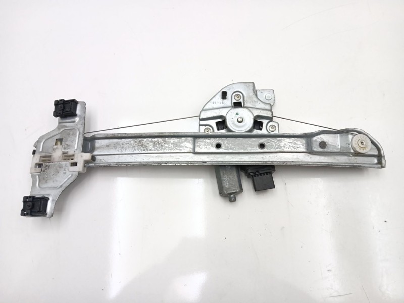 Recambio de elevalunas delantero derecho para peugeot 2008 i (cu_) 1.2 thp 130 / puretech 130 referencia OEM IAM 9815999280  