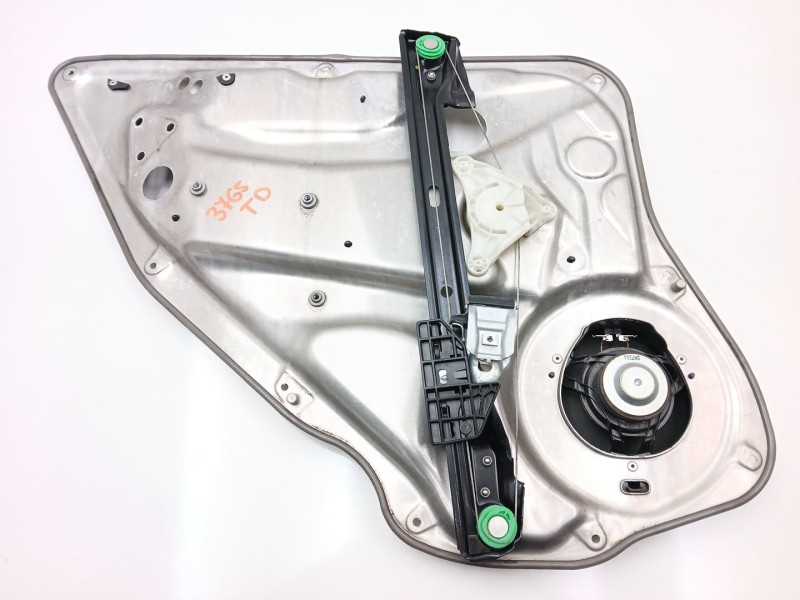 Recambio de elevalunas trasero derecho para mercedes-benz clase c (w204) c 220 cdi (204.008) referencia OEM IAM A2048204302 A212