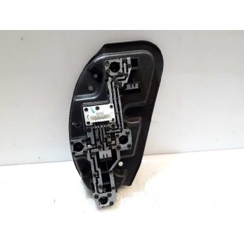 PORTALAMPARAS TRASERO DERECHO 