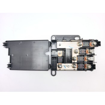 CAJA RELES / FUSIBLES CX2314A067AE 