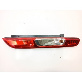 PILOTO TRASERO DERECHO 4M5113404A 