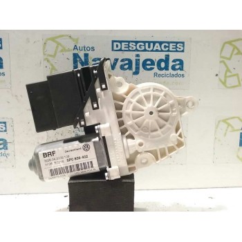 MOTOR ELEVALUNAS TRASERO DERECHO 1K0959704B 1K0959704B 5P0839402